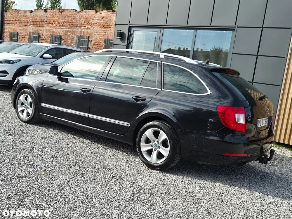 Skoda Superb 1.6 TDI Elegance Greenline - 9