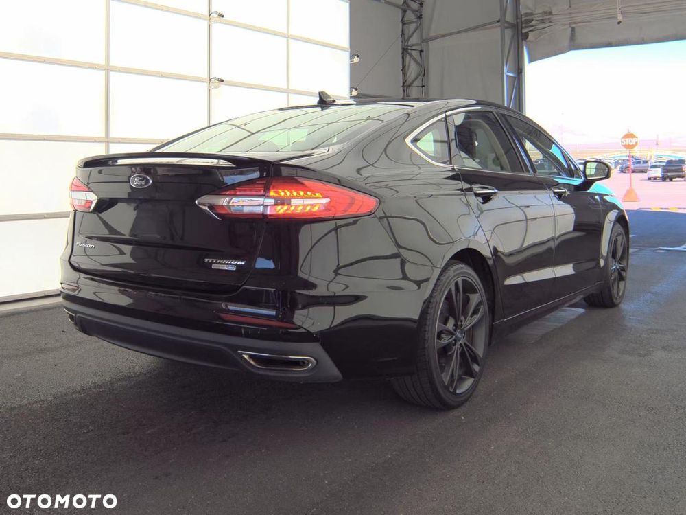 Ford Fusion - 6