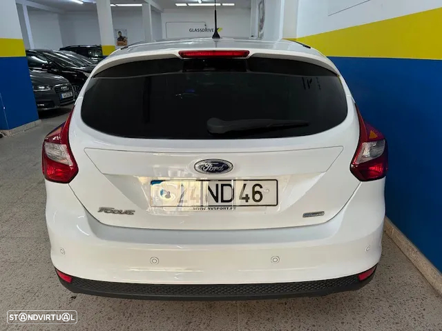 Ford Focus 1.0 SCTi Titanium Best - 8