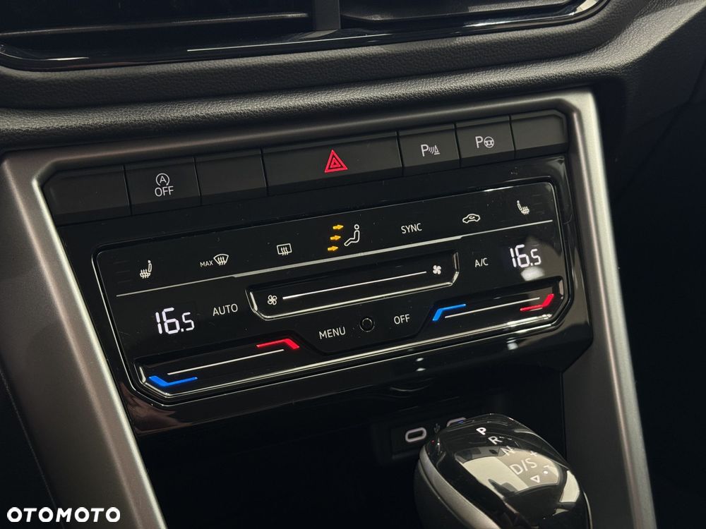 Volkswagen T-Roc 1.5 TSI Life DSG - 24