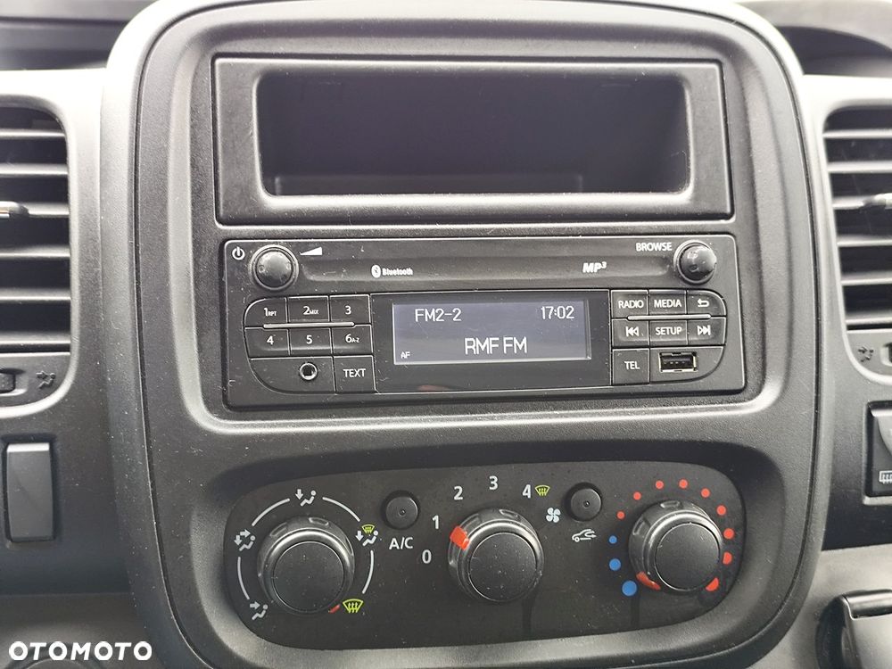 Opel VIVARO - 18