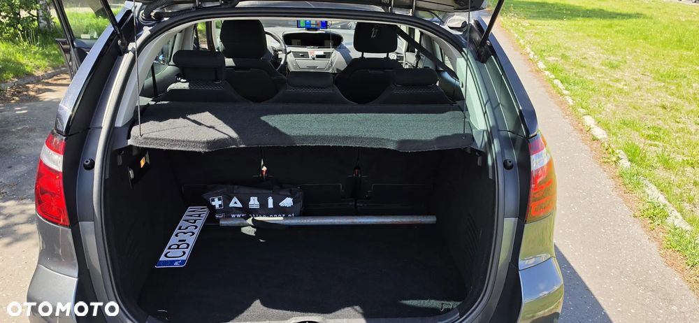 Citroën C4 Picasso 1.6 HDi Seduction - 12