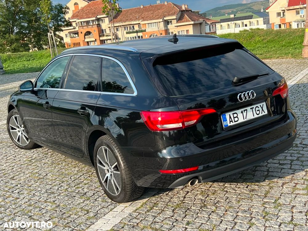 Audi A4 Avant 35 TDI S tronic design - 3