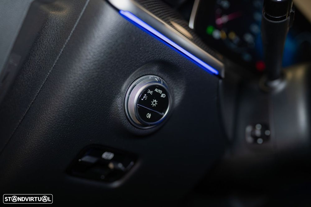 Mercedes-Benz C 300 e AMG Line - 25