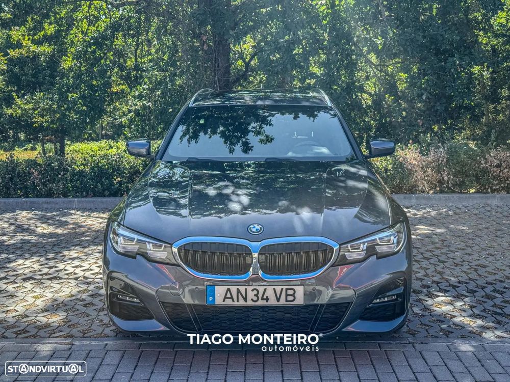 BMW 330 e Pack Desportivo M Auto - 29