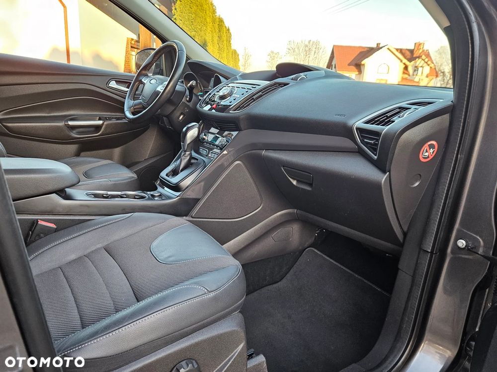 Ford Kuga 2.0 TDCi AWD Titanium - 21