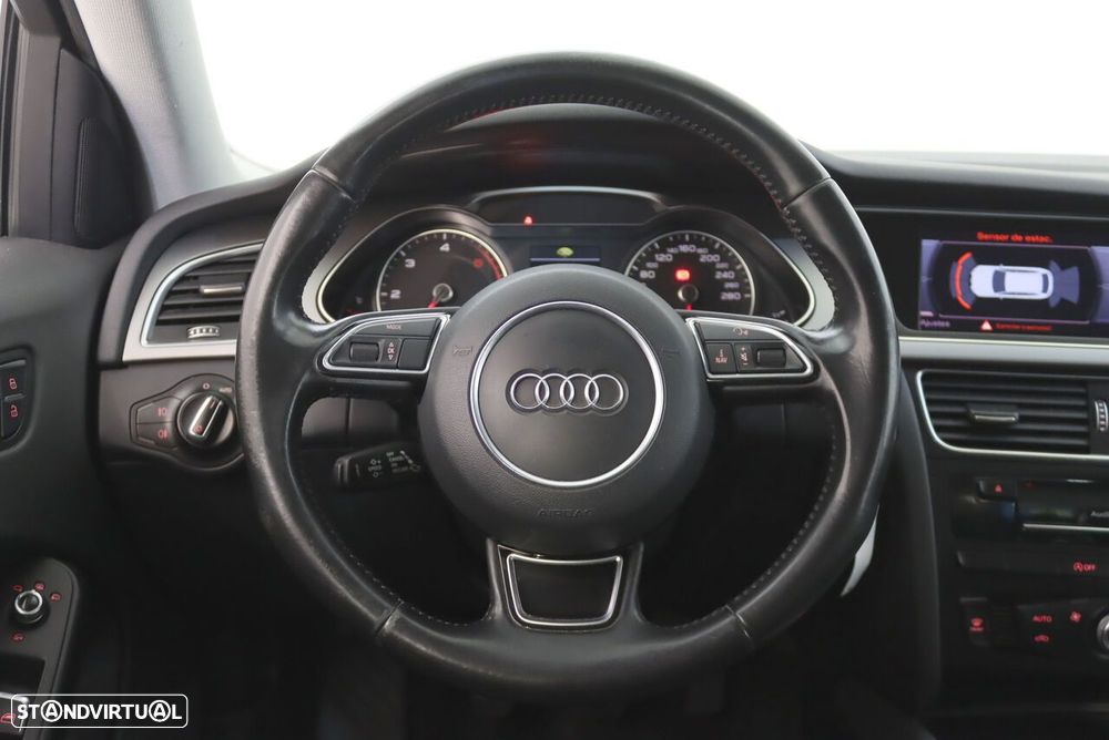 Audi A4 Avant 2.0 TDI Business Line Advance - 10
