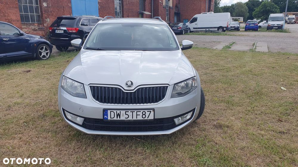 Skoda Octavia 1.6 TDI Ambition - 35