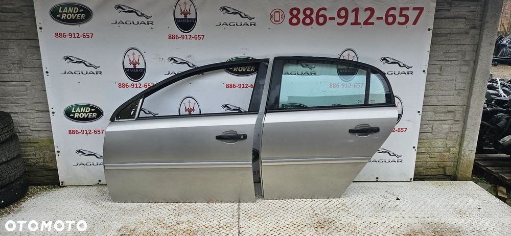 Opel Vectra C HB Drzwi przód lewy przednie lewe Drzwi tył lewy tylne lewe Europa Kolor Z158 - 1