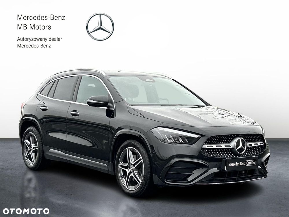 Mercedes-Benz GLA 200 AMG Line - 8