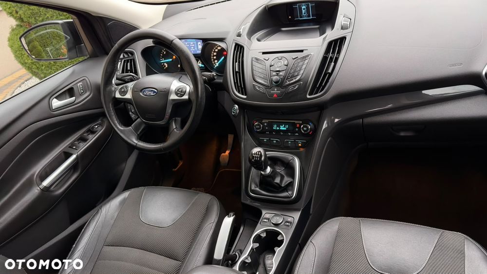Ford Kuga 2.0 TDCi 4x4 Titanium - 16