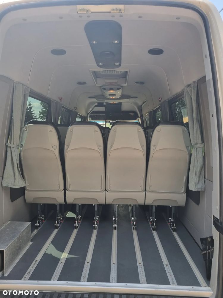 Volkswagen Crafter - 9
