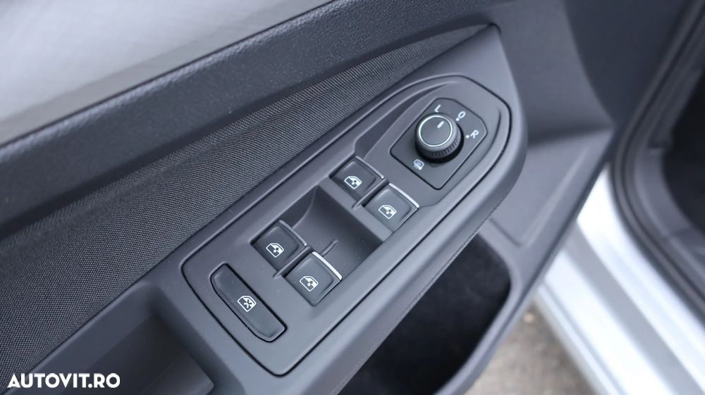 Volkswagen Golf Variant 2.0 TDI 115CP DSG Style - 29
