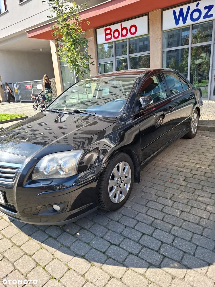 Toyota Avensis 1.8 VVT-i Sol - 4