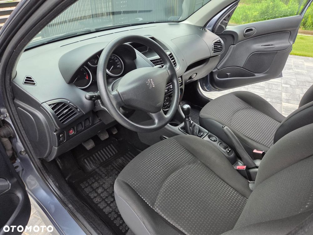 Peugeot 206 plus 1.1 Presence - 28