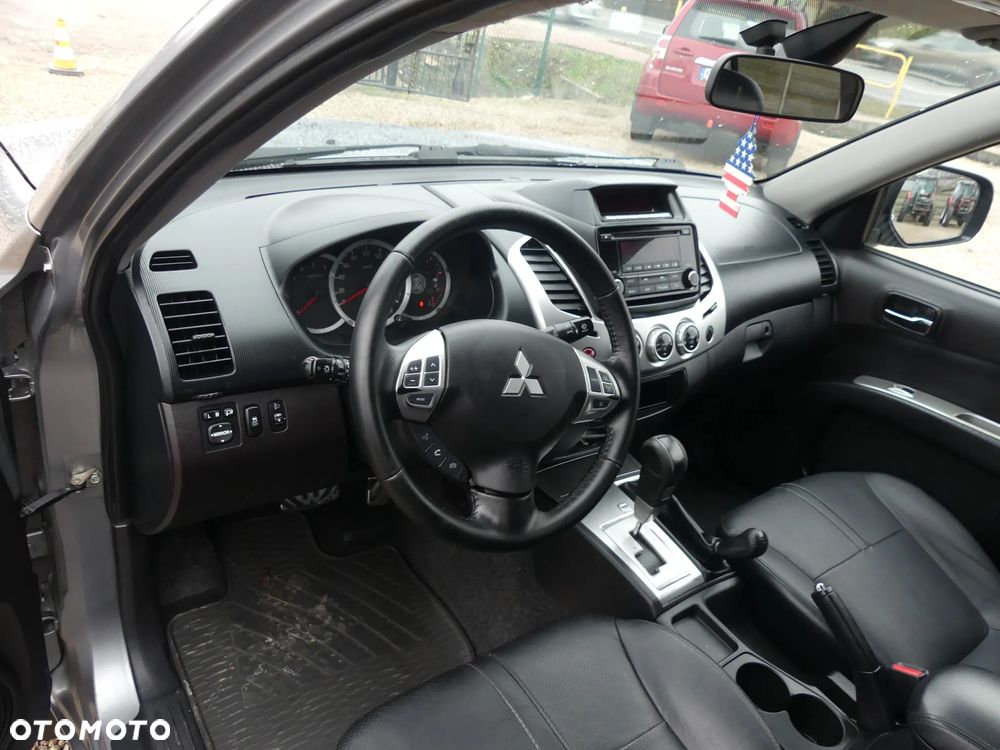 Mitsubishi L200 Pick Up 4x4 Autm DPF Intense Double Cab - 12