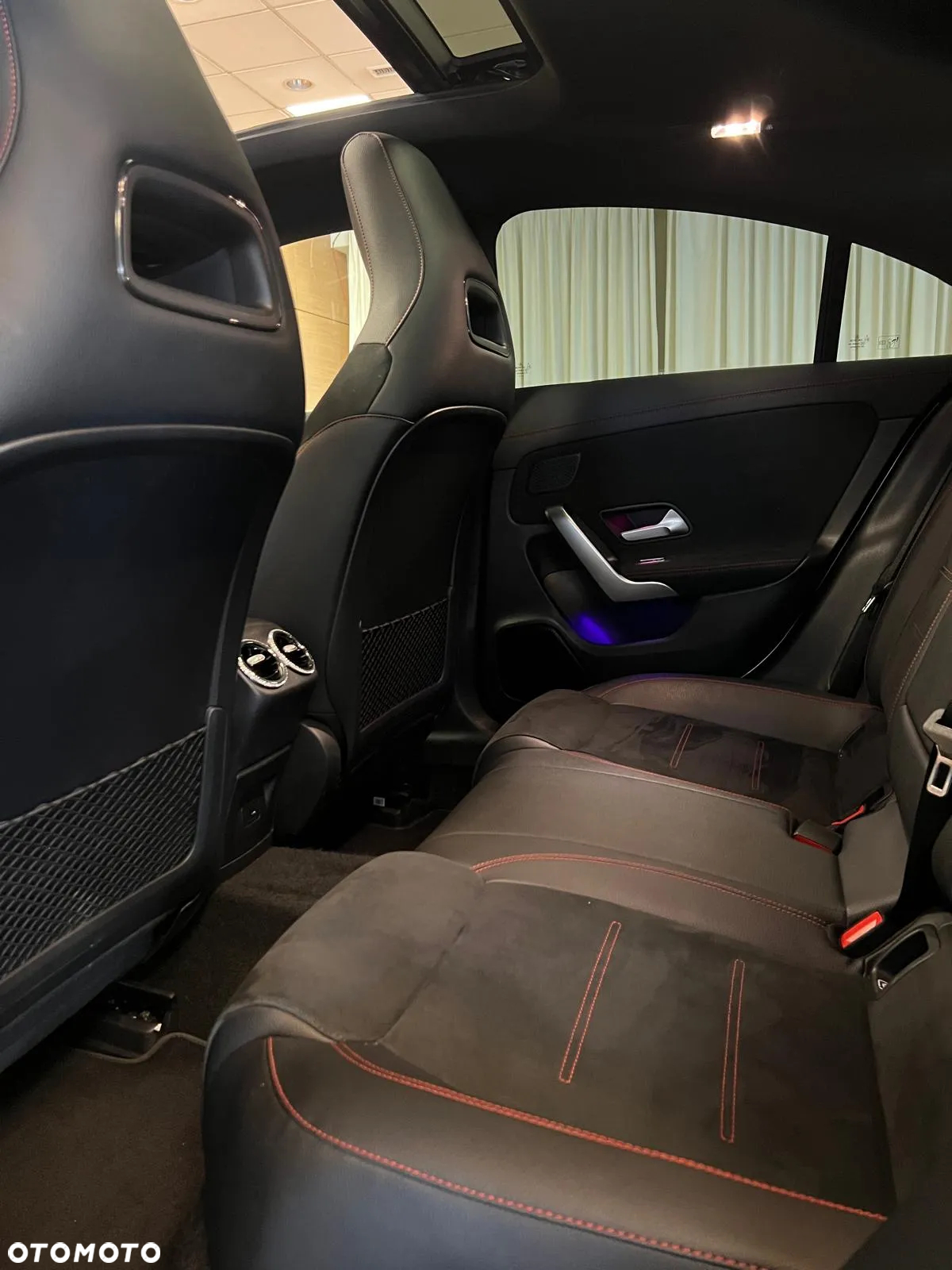 Mercedes-Benz CLA 200 AMG Line 7G-DCT - 19