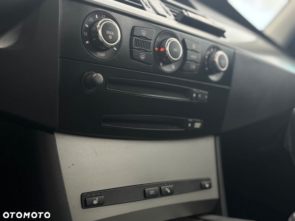 BMW Seria 5 525i - 12