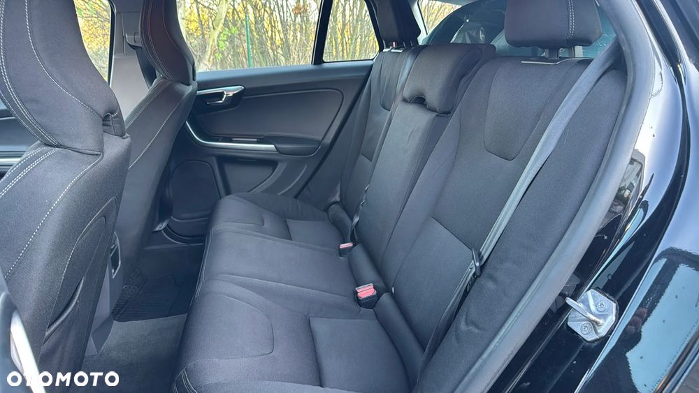 Volvo V60 D4 Geartronic Kinetic - 8