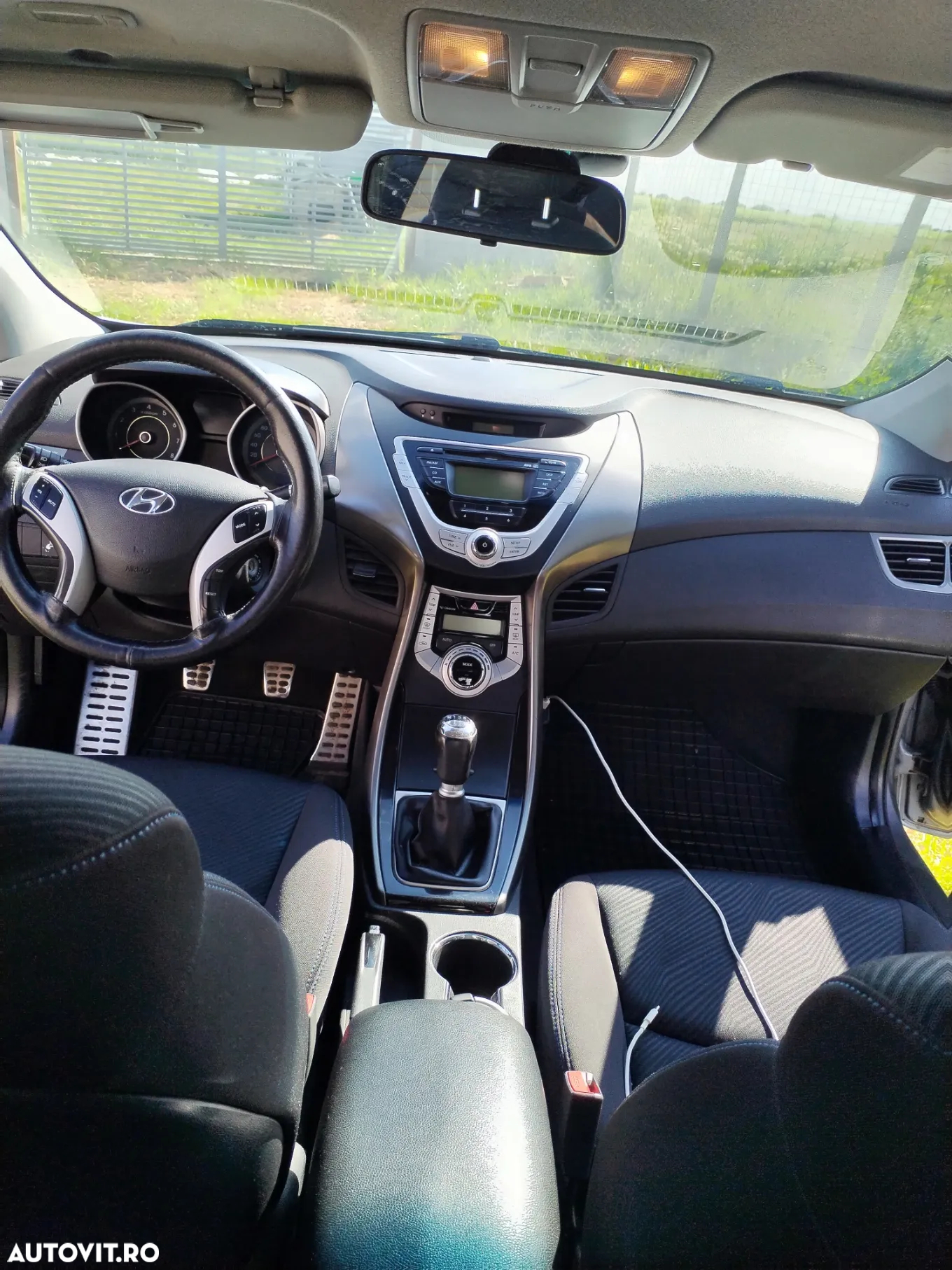 Hyundai Elantra 1.6 MPi - 5