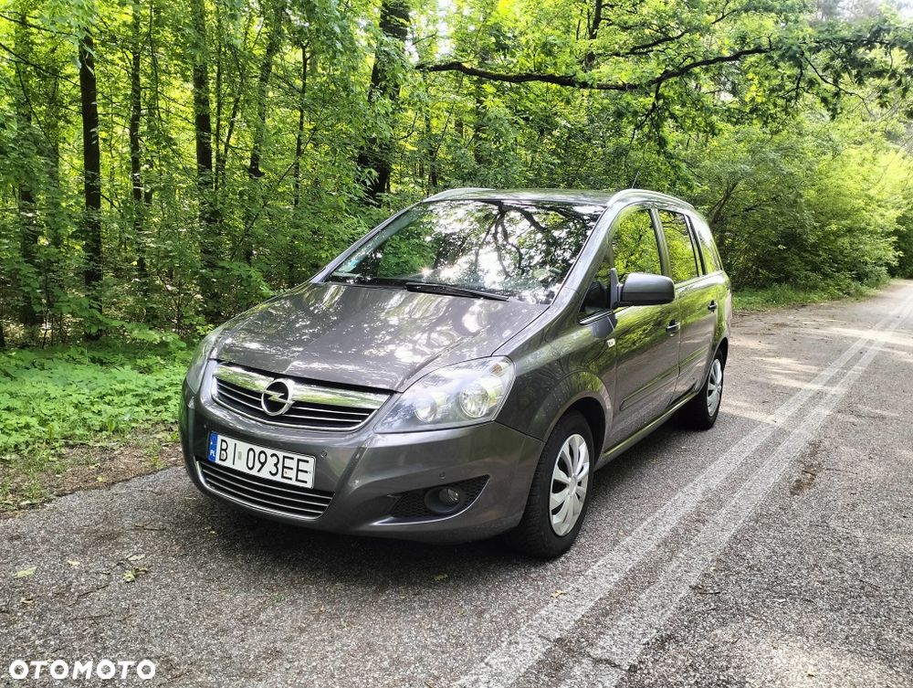 Opel Zafira - 2