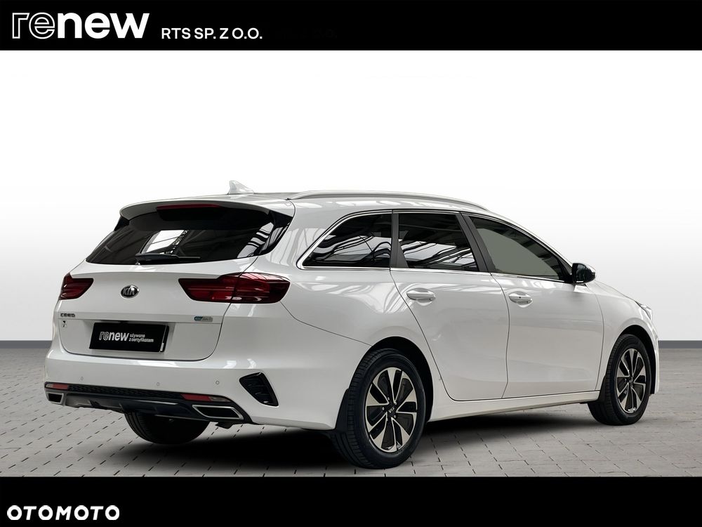 Kia Ceed 1.6 GDI PHEV L DCT - 6