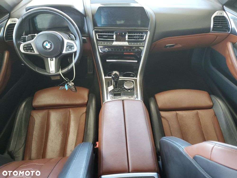 BMW Seria 8 M850i xDrive - 8