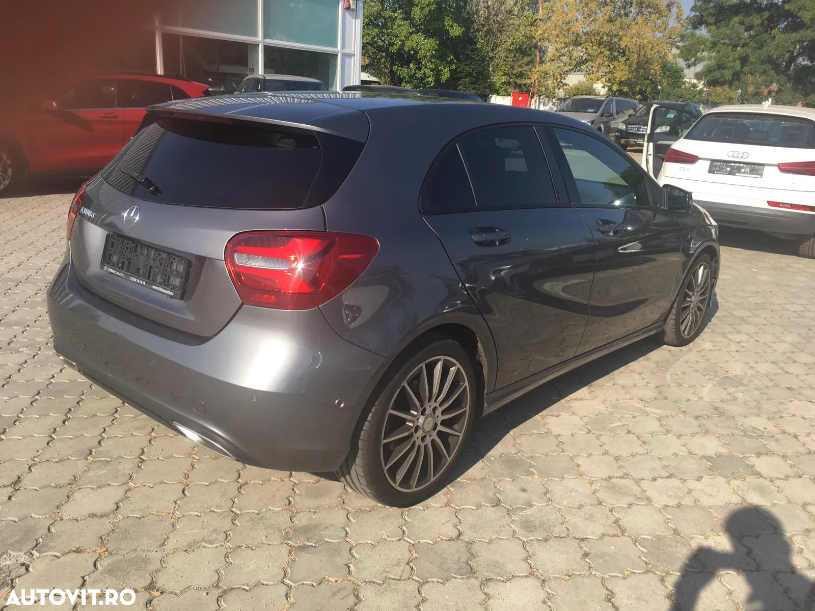 Mercedes-Benz A - 2