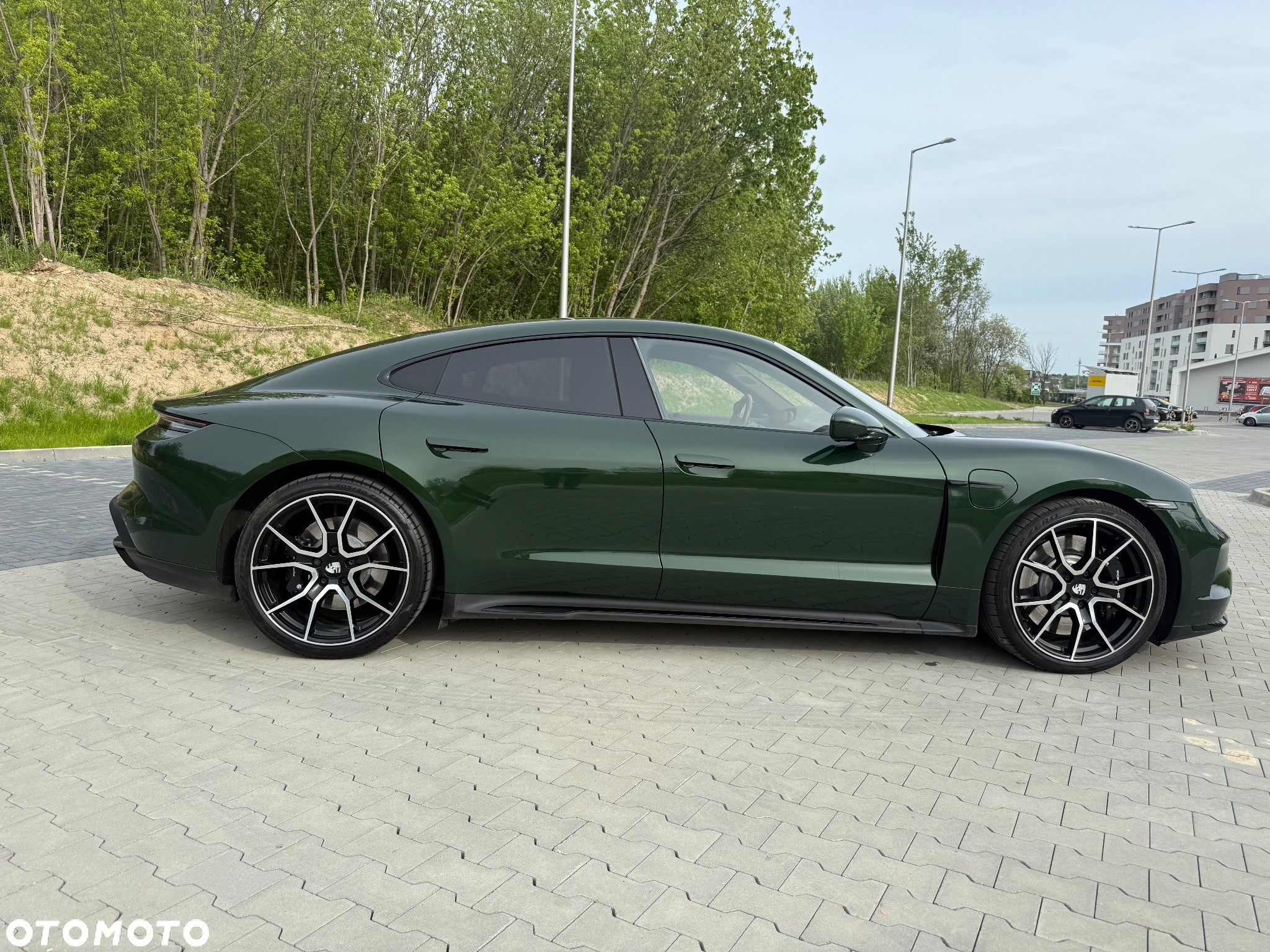 Porsche Taycan 105kWh Performance Plus - 6