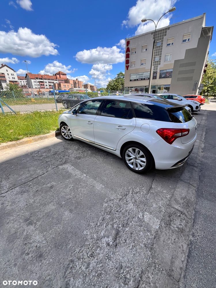 Citroën DS5 THP 155 Chic - 20