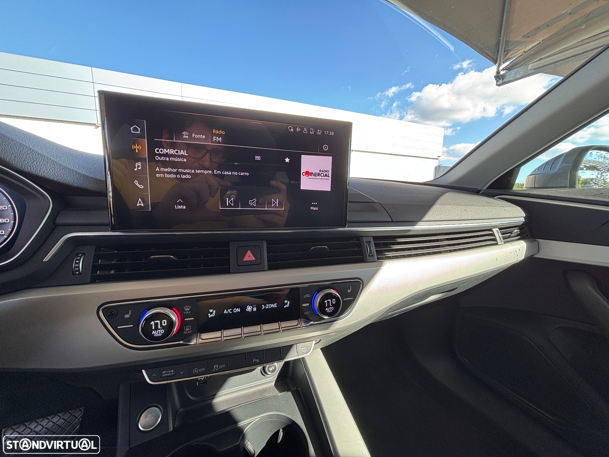 Audi A4 Avant 40 TDI S tronic S line - 31