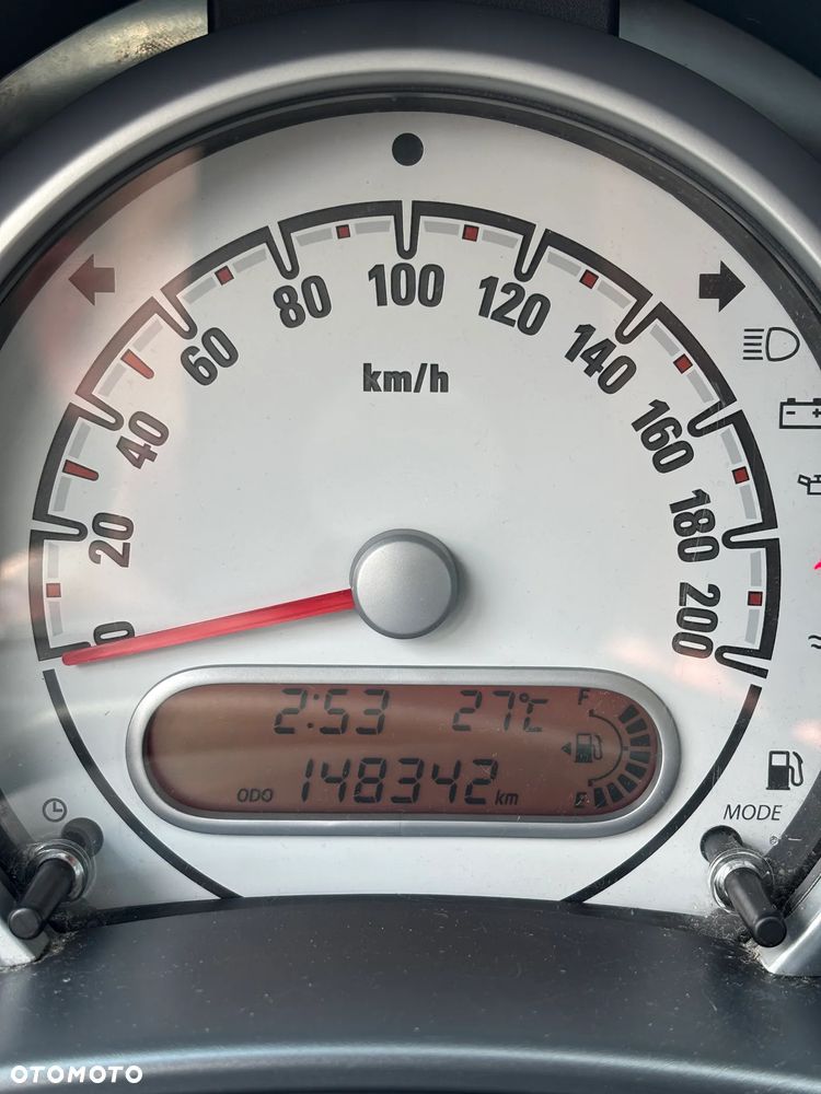 Opel Agila - 12