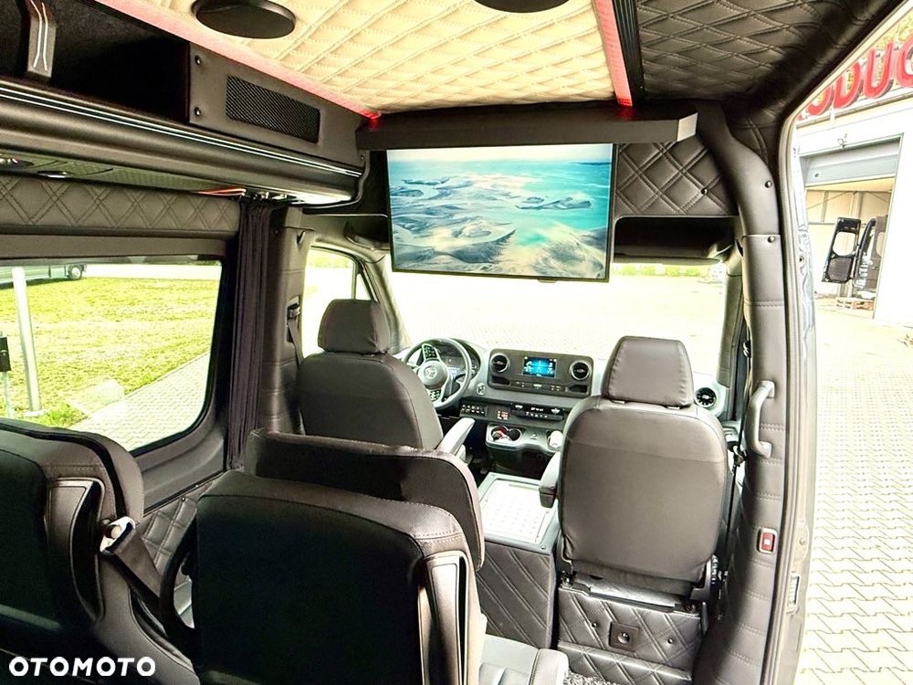 Mercedes-Benz Sprinter - 18