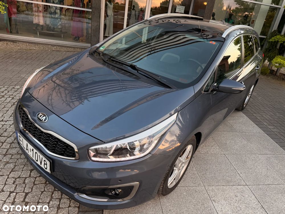 Kia Ceed - 1