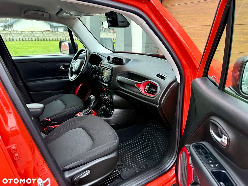 Jeep Renegade - 21
