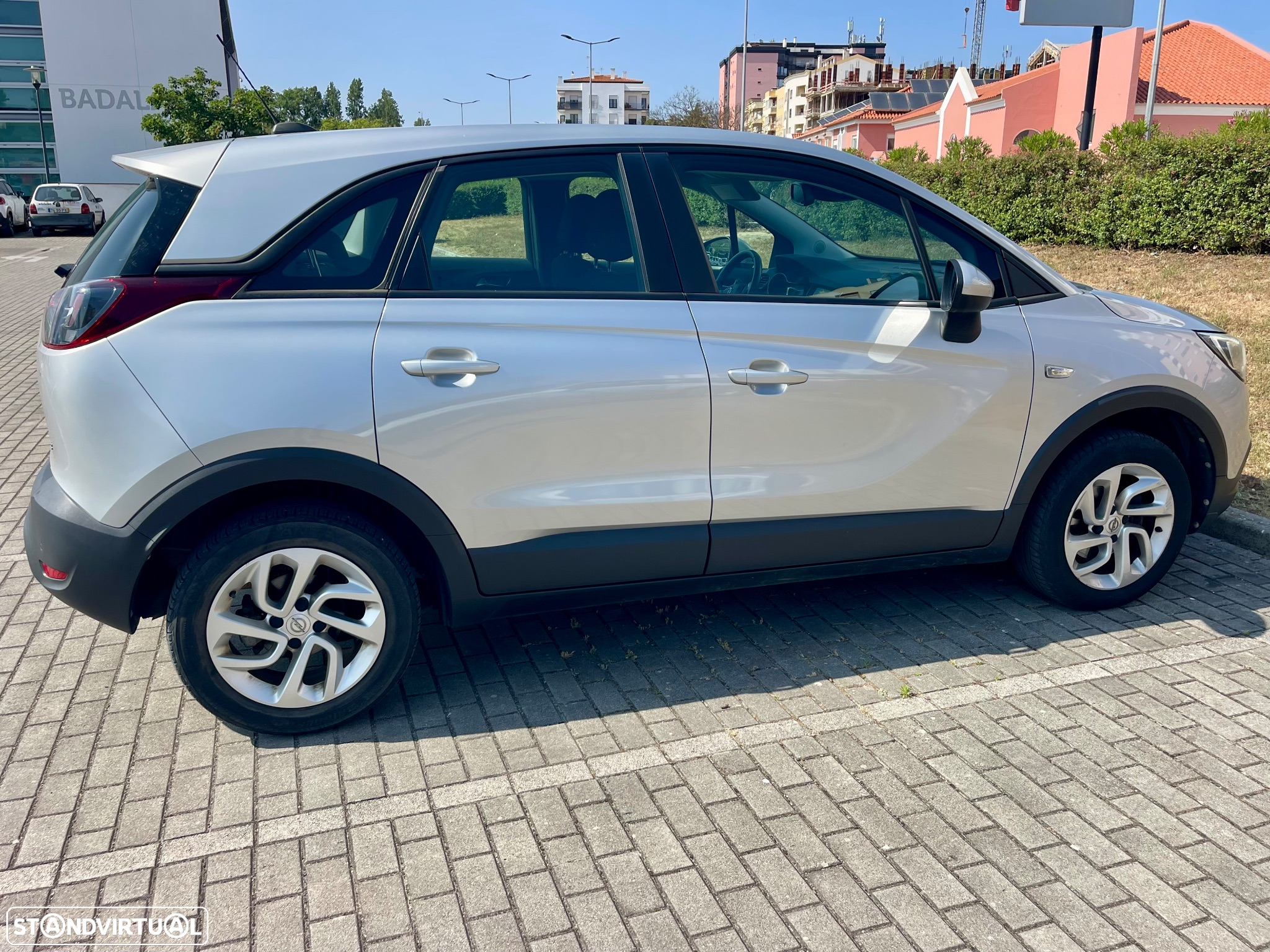 Opel Crossland X 1.2 T Edition J17 - 18
