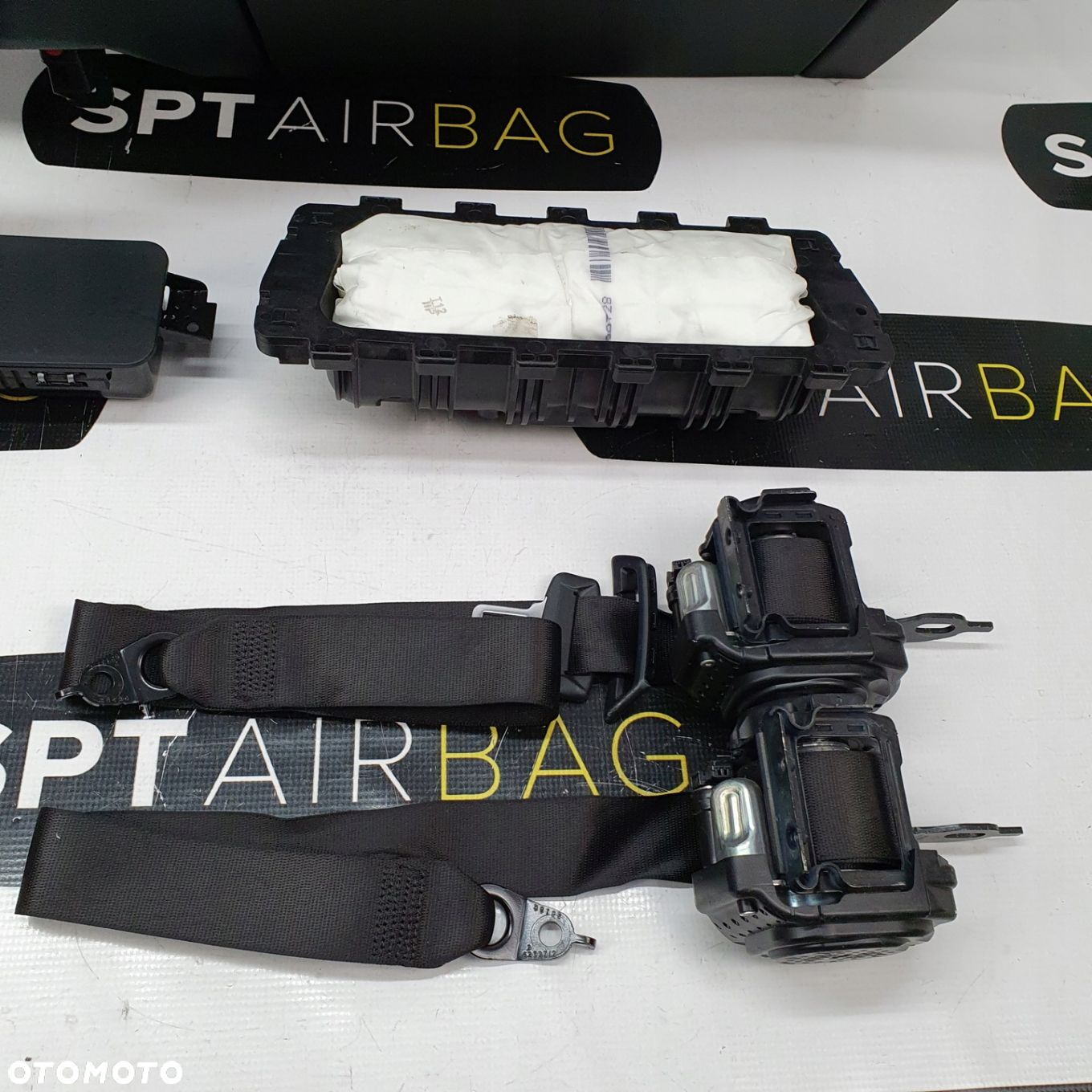 BMW SERIA 3 G20 G21 SERIA 4 G22 G23 G26 DESKA ROZDZIELCZA KONSOLA KOKPIT PULPIT PODUSZKI AIRBAG AIR BAG PASY KIT SET - 10