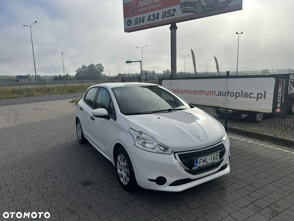 Peugeot 208 - 34