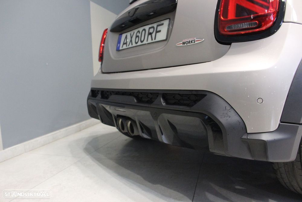 MINI 3 Portas John Cooper Works Plus Auto Desportiva - 9