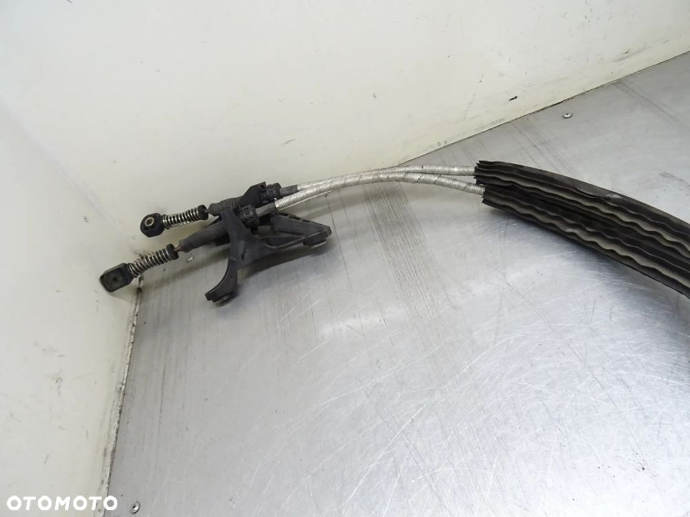 VW GOLF V 03-09 HB 3D 1.9TDI LEWAREK WYBIERAK BIEGÓW 1K0711061B - 9