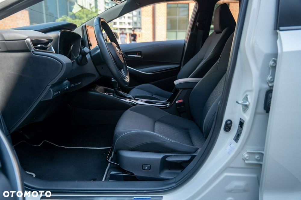 Toyota Corolla 1.8 Hybrid Comfort - 14