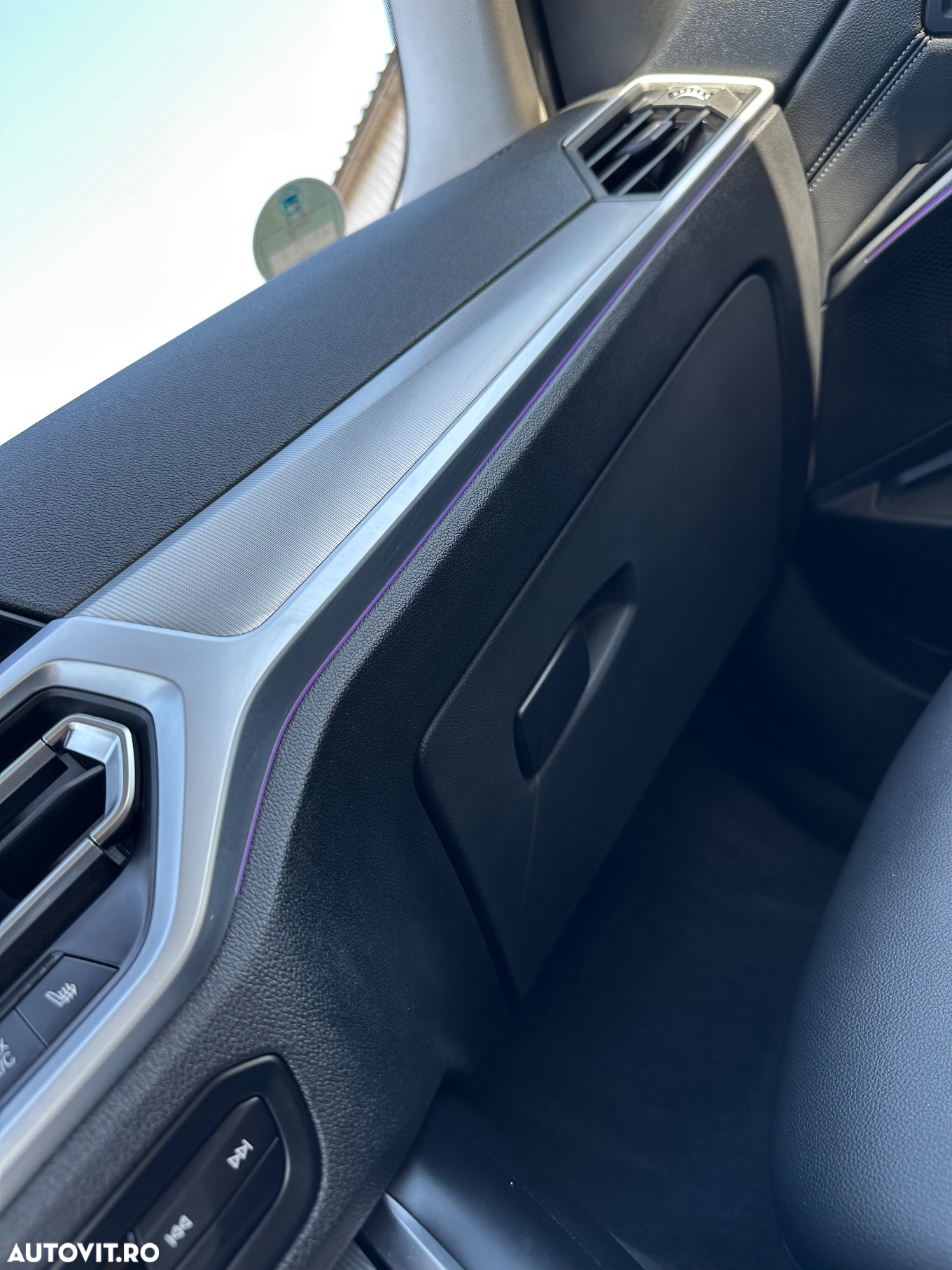BMW Seria 3 318d Advantage - 25