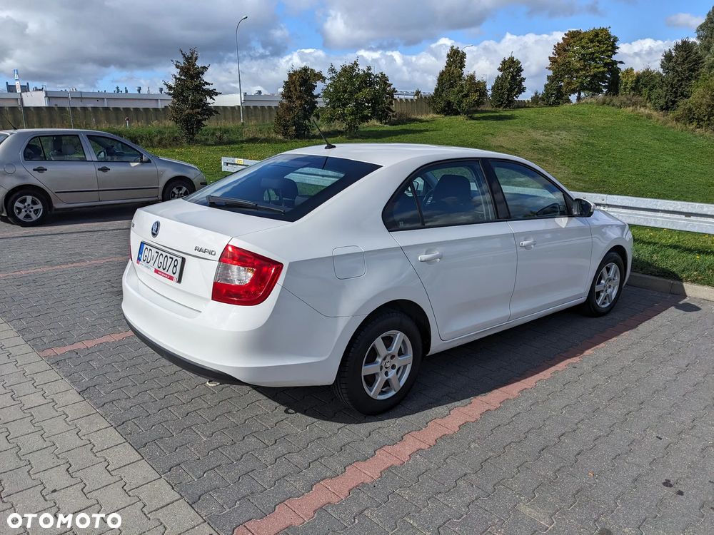 Skoda RAPID - 22