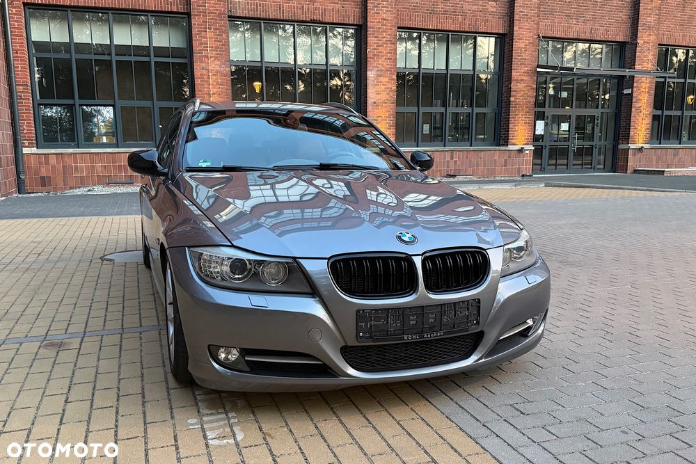 BMW Seria 3 - 24