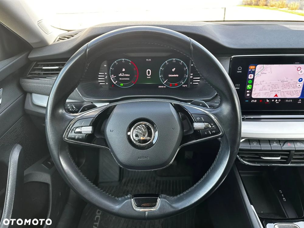Skoda Octavia 2.0 TDI Style DSG - 15