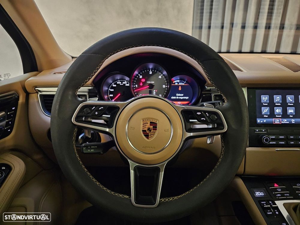 Porsche Macan S - 13