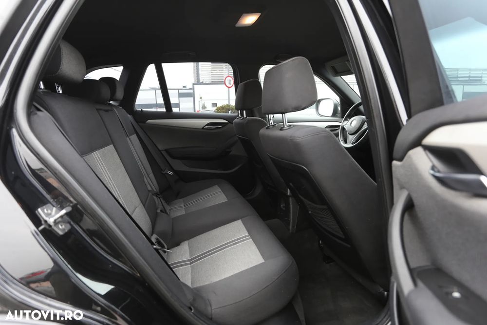 BMW X1 sDrive18d xLine - 9