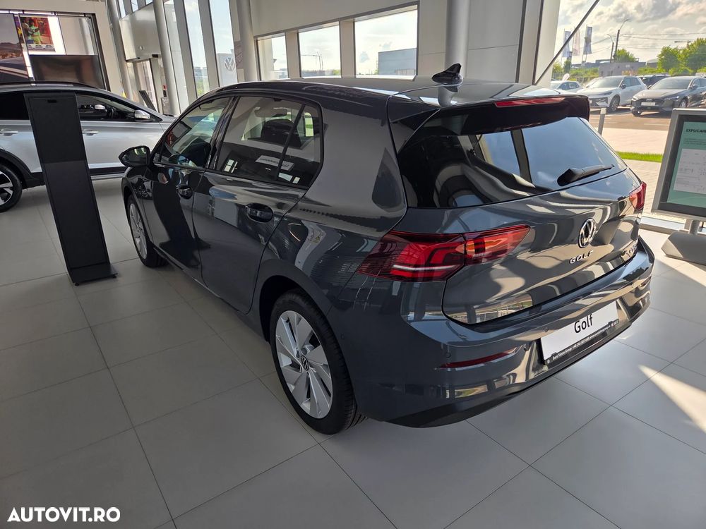 Volkswagen Golf 1.5 eTSI DSG MHEV Life - 4