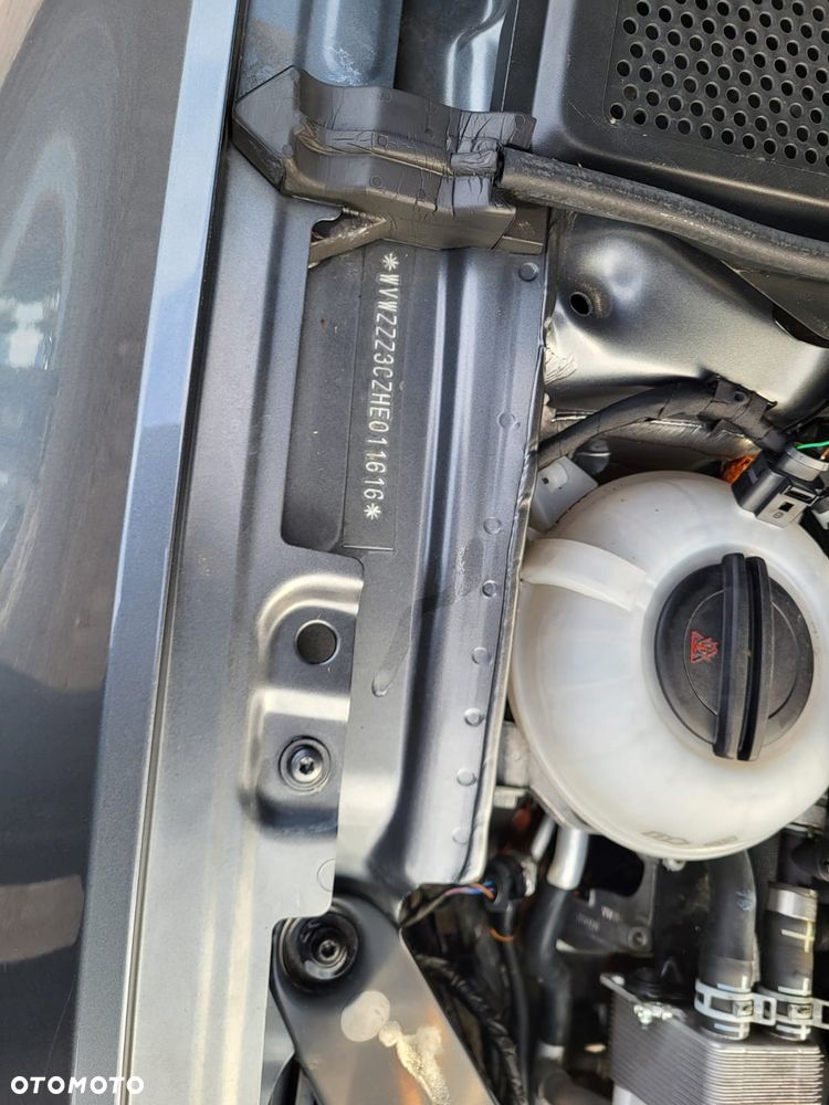 Volkswagen Passat - 30