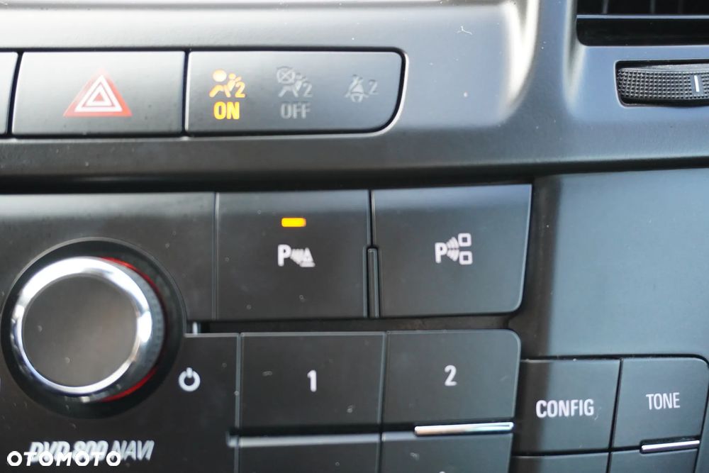 Opel Insignia 1.6 Turbo Cosmo - 28